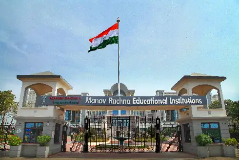 Manav Rachna University Campus